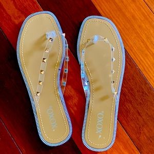 Thong flip flop Sandals XOXO